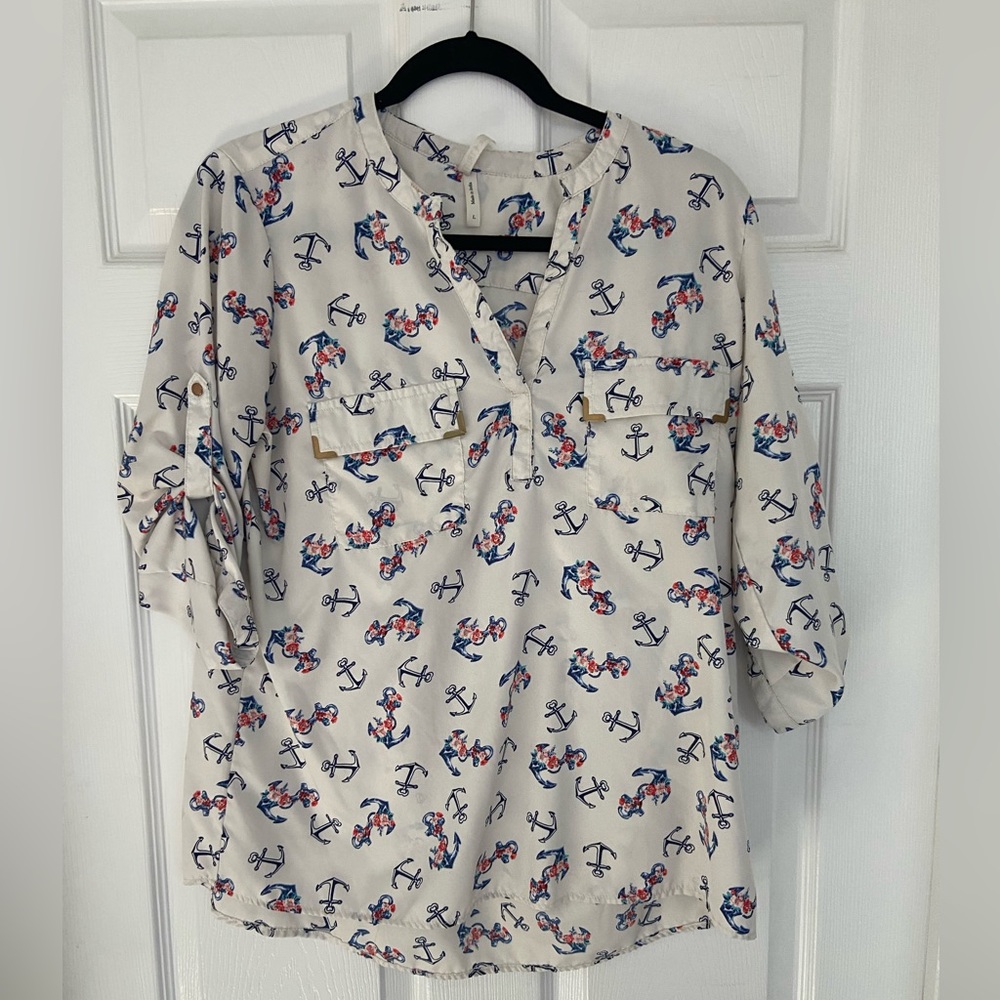 Live 4 Truth floral anchor blouse